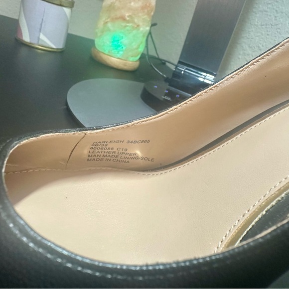 BCBGENERATION | Harleigh Pumps in Black Leather, size 39/9US - Picture 14 of 15